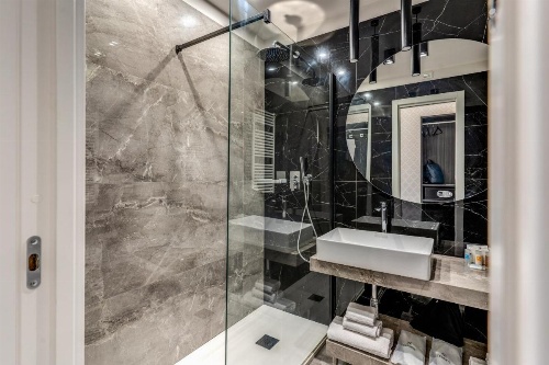 Arenula Suites image 21